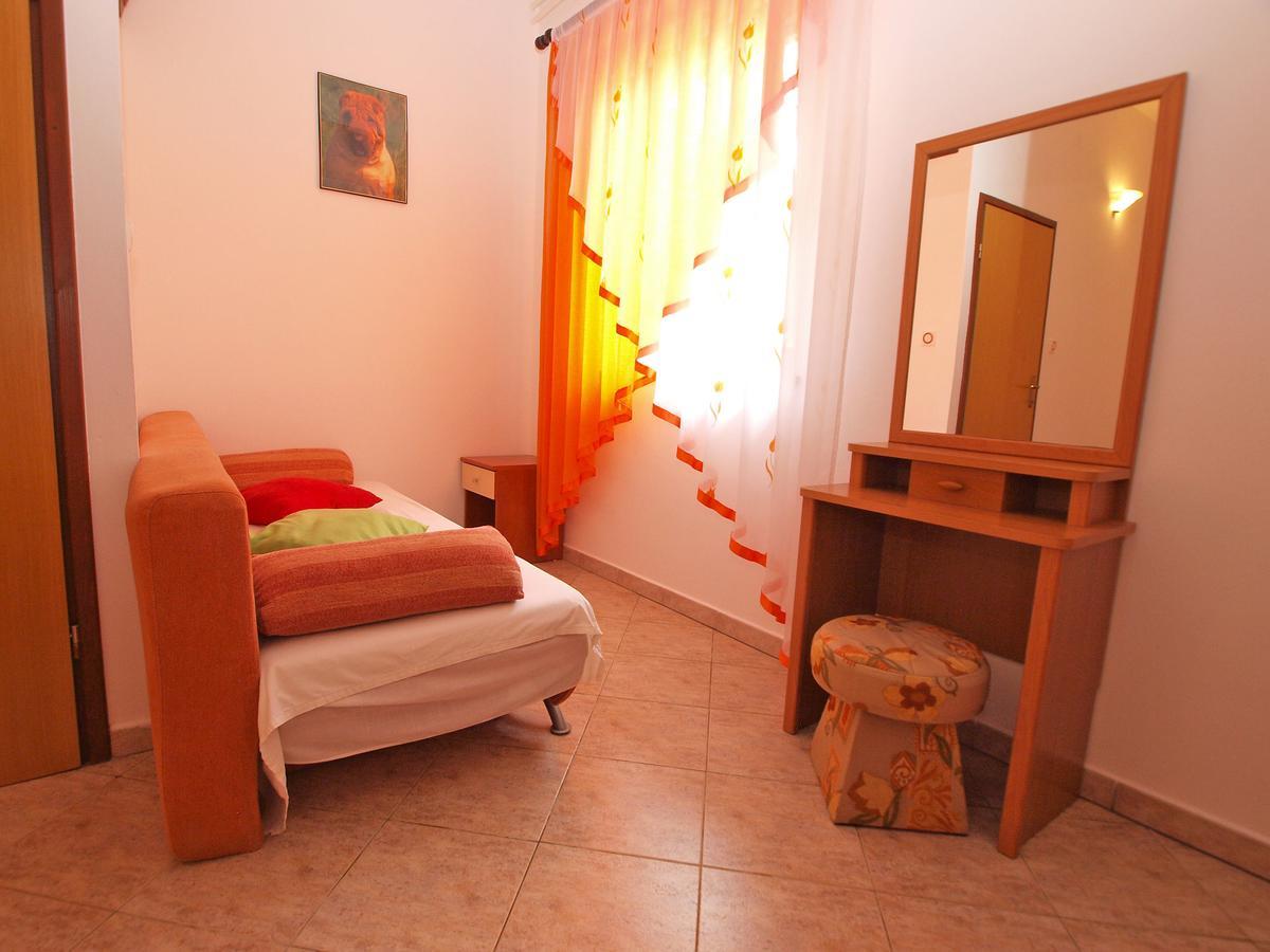 Apartments Slavka 1155 Pula Ngoại thất bức ảnh