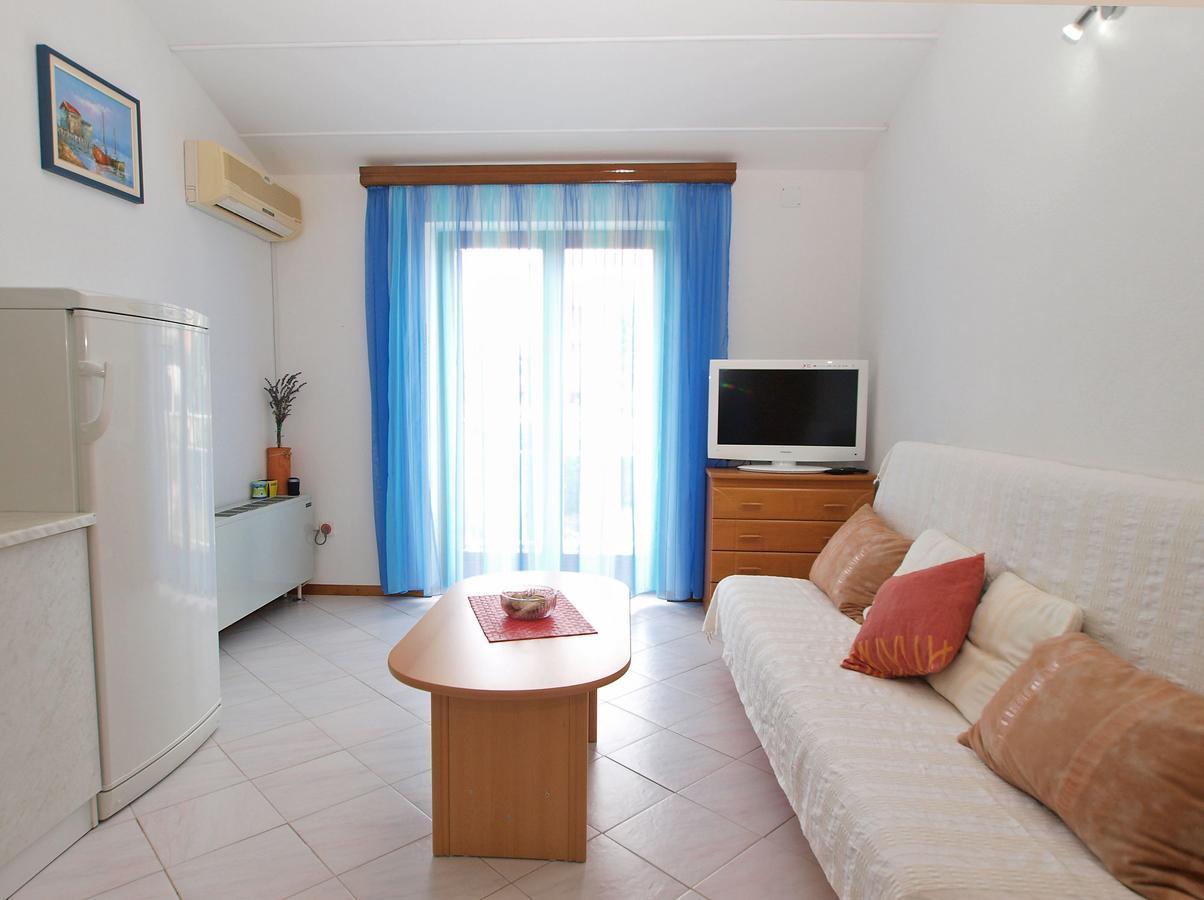 Apartments Slavka 1155 Pula Ngoại thất bức ảnh