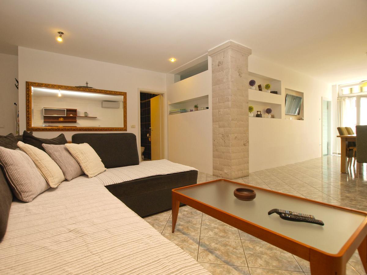 Apartments Slavka 1155 Pula Ngoại thất bức ảnh