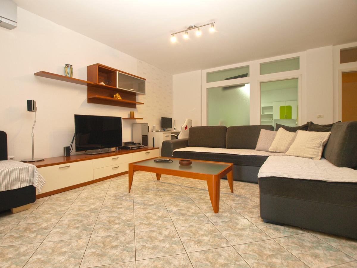 Apartments Slavka 1155 Pula Ngoại thất bức ảnh