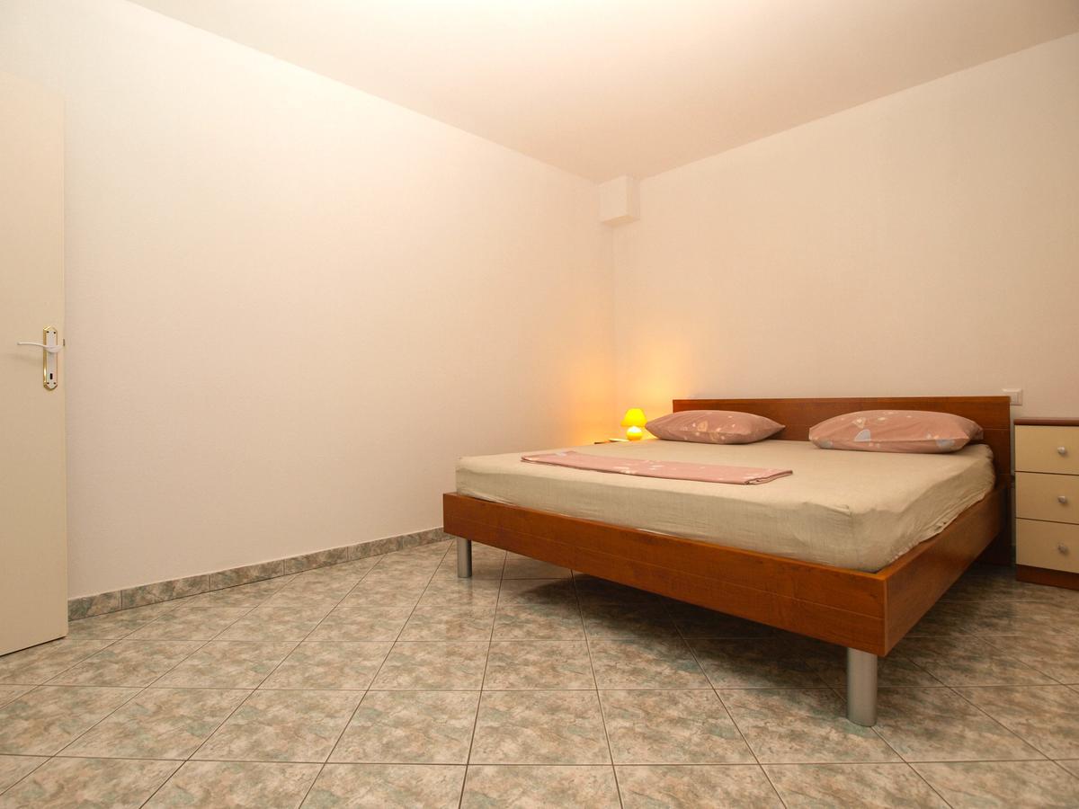 Apartments Slavka 1155 Pula Ngoại thất bức ảnh